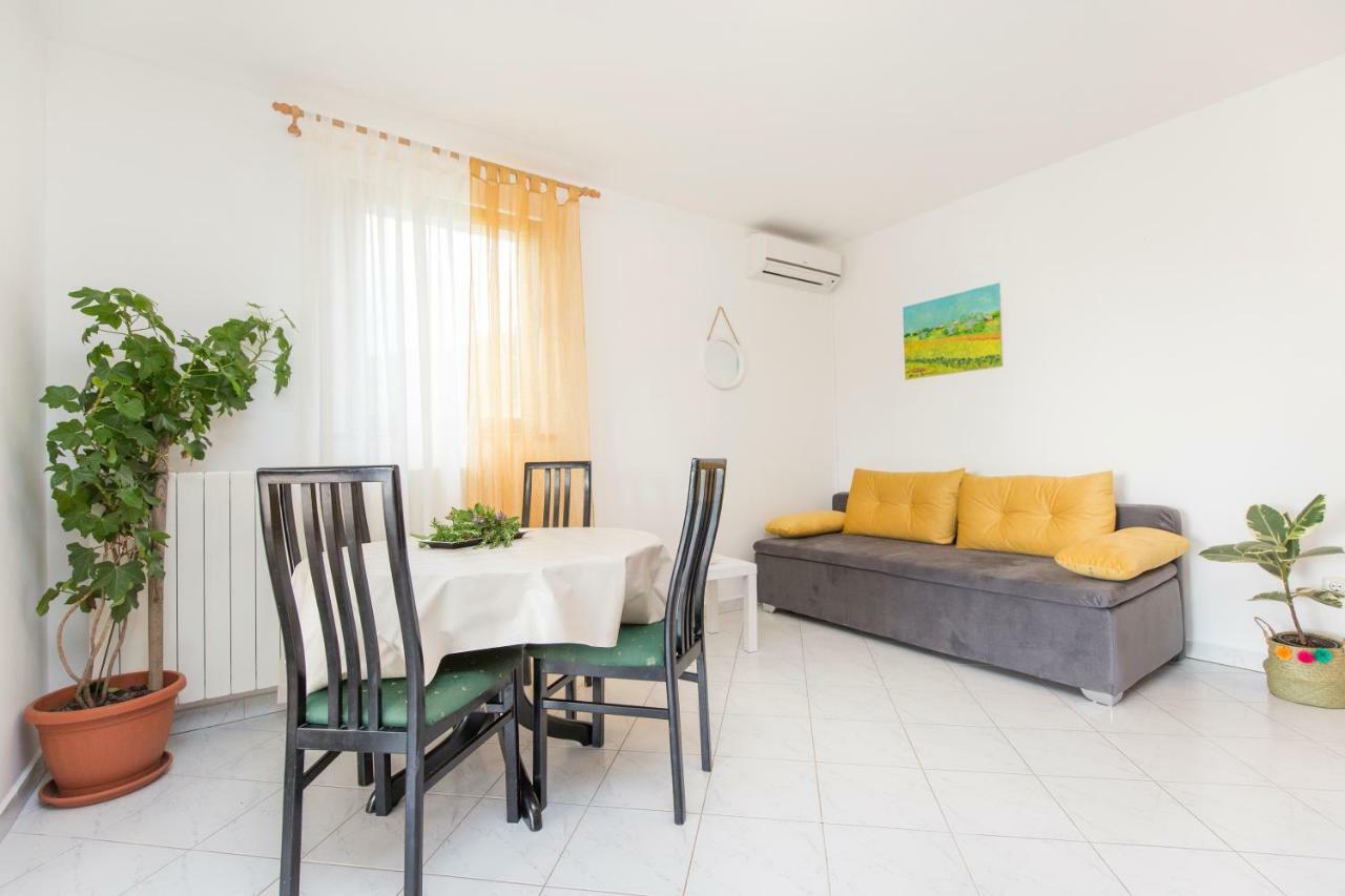 Apartments Cekada Labin  Extérieur photo
