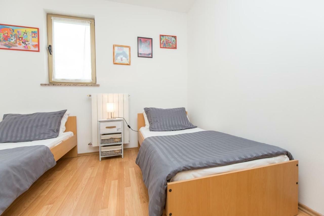 Apartments Cekada Labin  Extérieur photo